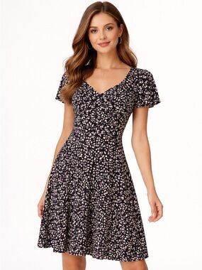 Chaps Plum/Black/Beige  Dots Size M Midi Dress V Neck